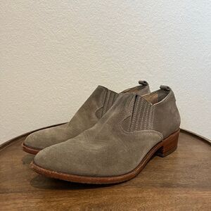 FRYE Gray Suede Slip-On Billy Shootie Ankle Bootie Short Boots Women's Size 9